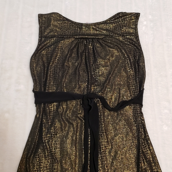 BOGO Free🦋 Volume One Juniors Belted Glitter Top - Picture 10 of 11